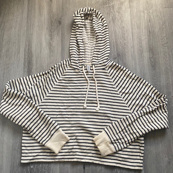 Striped Cropped Hoodie - Picture 2 of 3